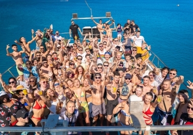 Celebrations on the Waves: Hosting Unforgettable Events Aboard Our Boats body thumb image